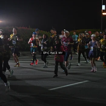 Runner Photo 6129203