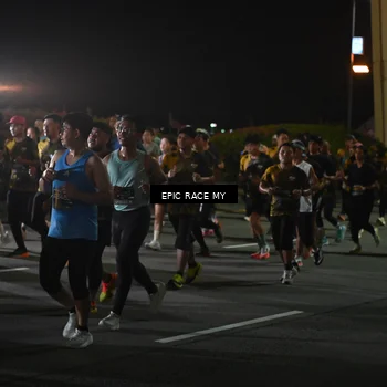 Runner Photo 6129243