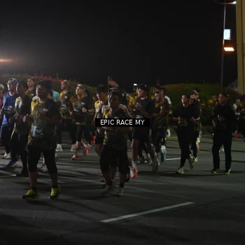 Runner Photo 6129246