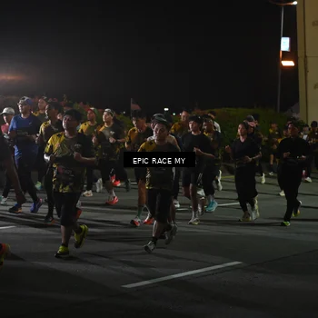 Runner Photo 6129247