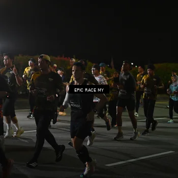 Runner Photo 6129342