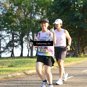 Runner Photo 6129370
