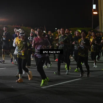 Runner Photo 6129435