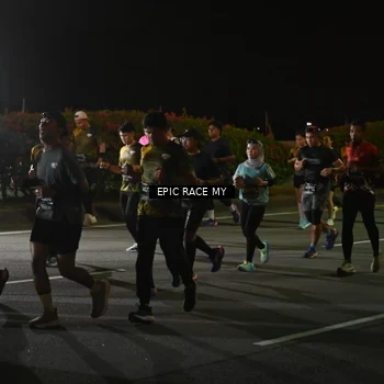 Runner Photo 6129468