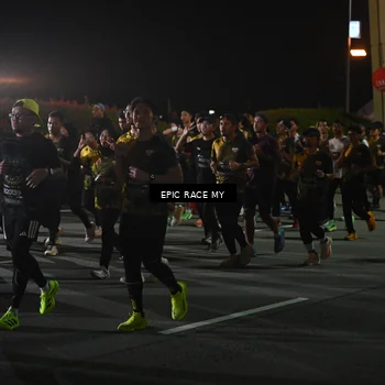 Runner Photo 6129473