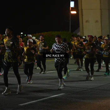 Runner Photo 6129653