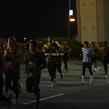 Runner Photo 6129666