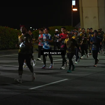 Runner Photo 6129714