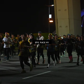 Runner Photo 6129726