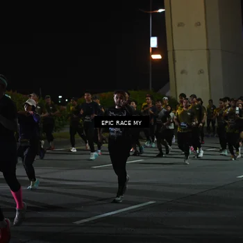 Runner Photo 6129765