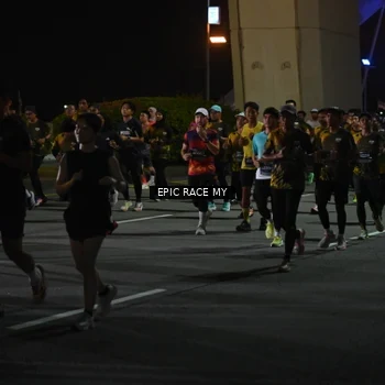 Runner Photo 6129835