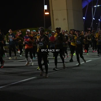 Runner Photo 6129852