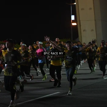Runner Photo 6129877