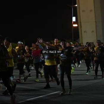Runner Photo 6129884