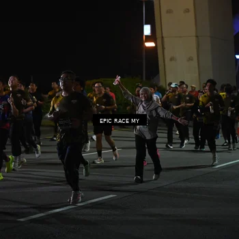 Runner Photo 6129915