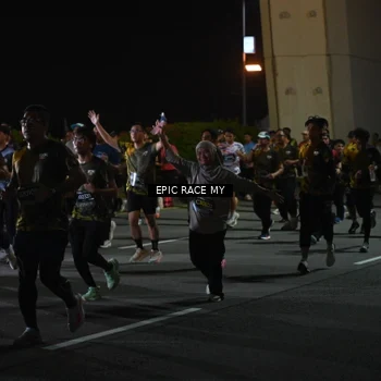 Runner Photo 6129933