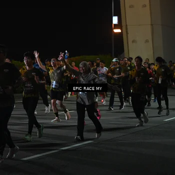 Runner Photo 6129955