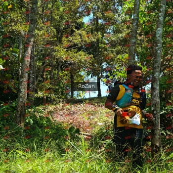 Runner Photo 6130