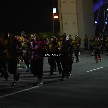 Runner Photo 6130001