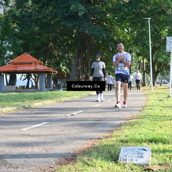 Runner Photo 6130004