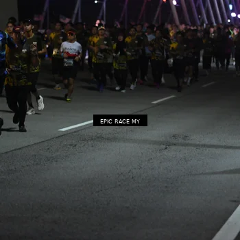 Runner Photo 6130089