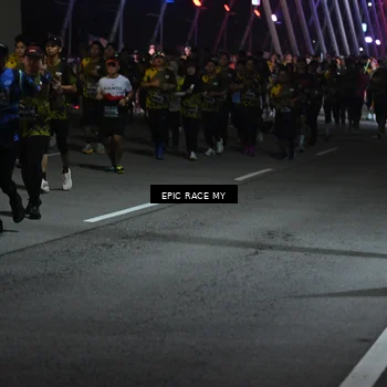Runner Photo 6130107
