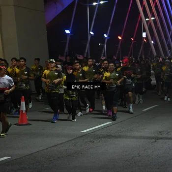 Runner Photo 6130139