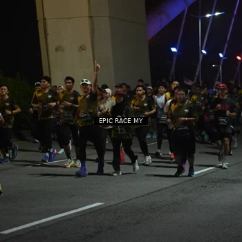 Runner Photo 6130144