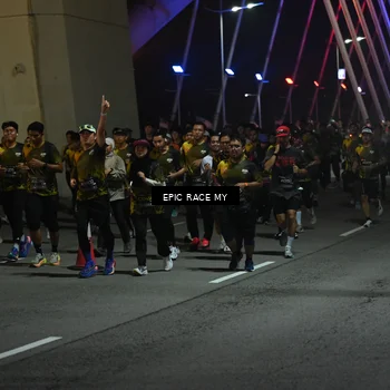 Runner Photo 6130152