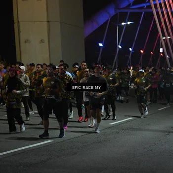 Runner Photo 6130172