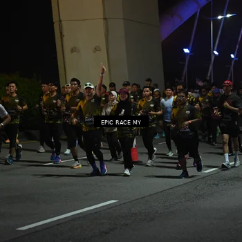 Runner Photo 6130173