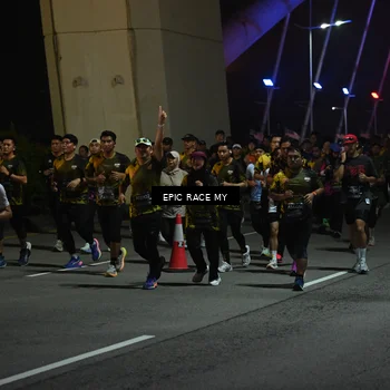 Runner Photo 6130175