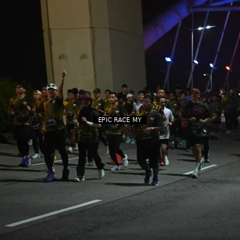 Runner Photo 6130188