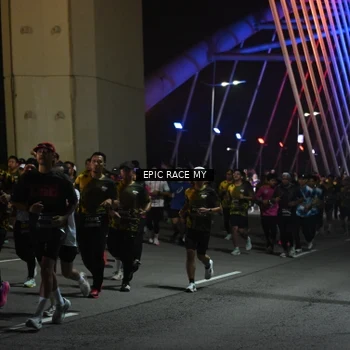 Runner Photo 6130190