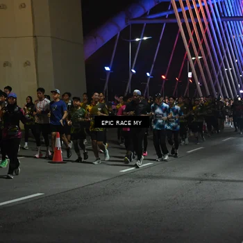 Runner Photo 6130248