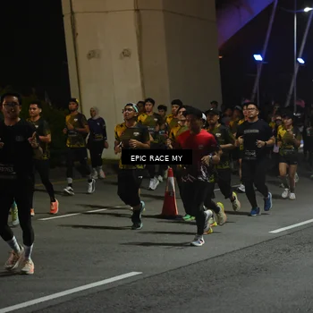 Runner Photo 6130286