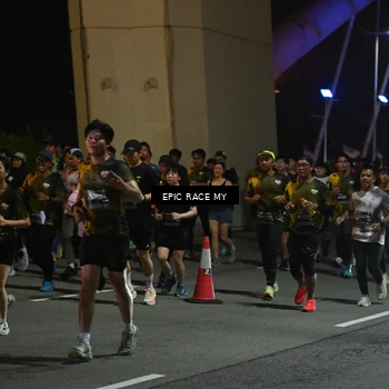 Runner Photo 6130363