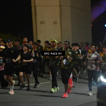 Runner Photo 6130379