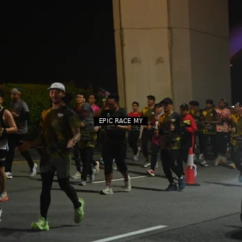 Runner Photo 6130423