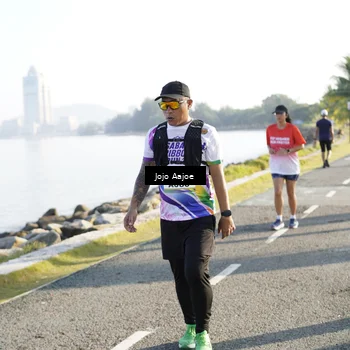 Runner Photo 6130471
