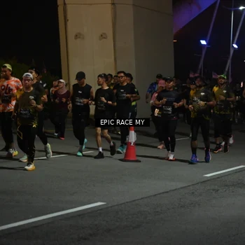 Runner Photo 6130481