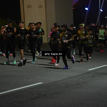 Runner Photo 6130491