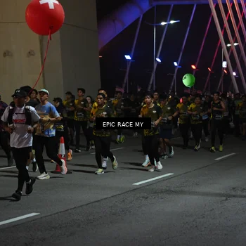 Runner Photo 6130560