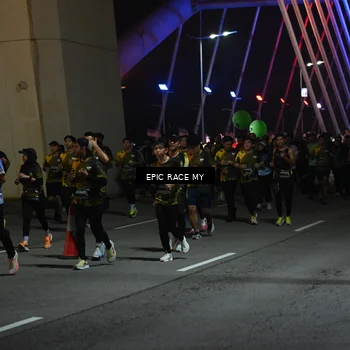 Runner Photo 6130561