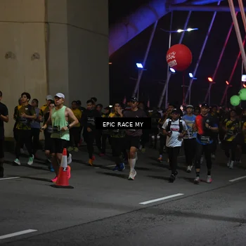 Runner Photo 6130572