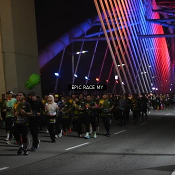 Runner Photo 6130675