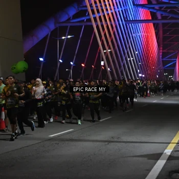 Runner Photo 6130693