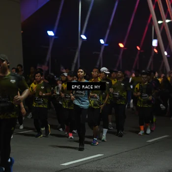 Runner Photo 6130717