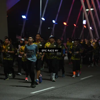 Runner Photo 6130729
