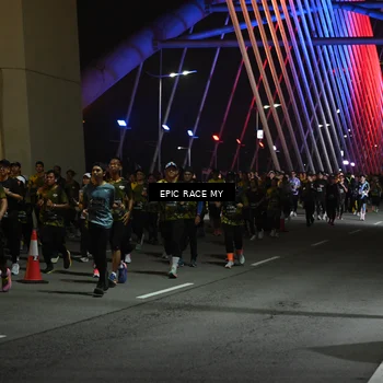 Runner Photo 6130730